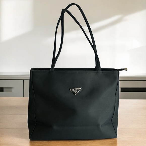 Beautiful Bag Handbags - Elegant Black Tote Bag